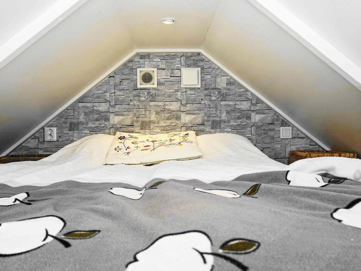 2 Person Holiday Home In R Nn Ng Rönnäng Екстериор снимка